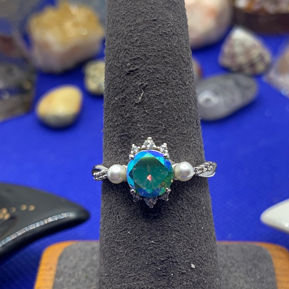 Fragrant Jewels Swarovski AB Crystal Ring w CZ & Pearl Accents, NWT, Size 7